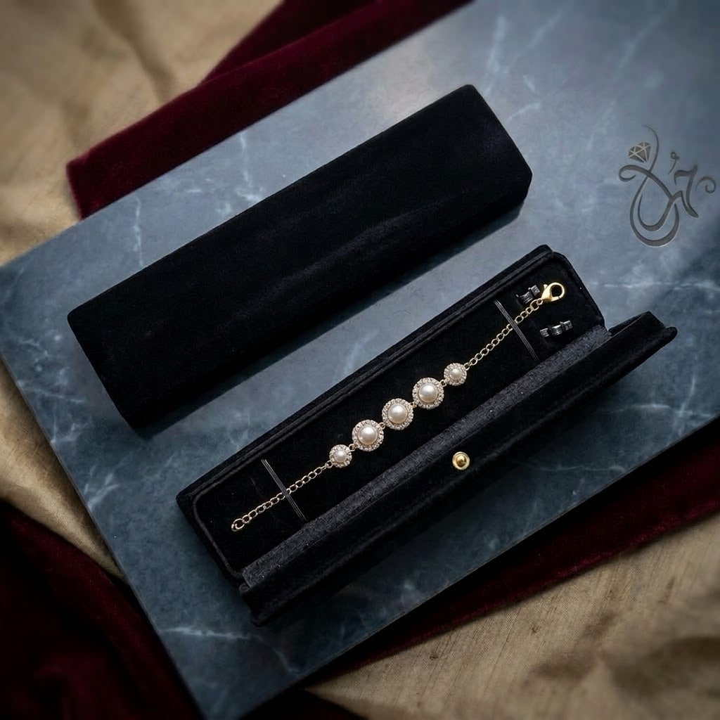 Eternal Halo Pearl & Pave Diamond Bracelet in Pure Black Velvet Box