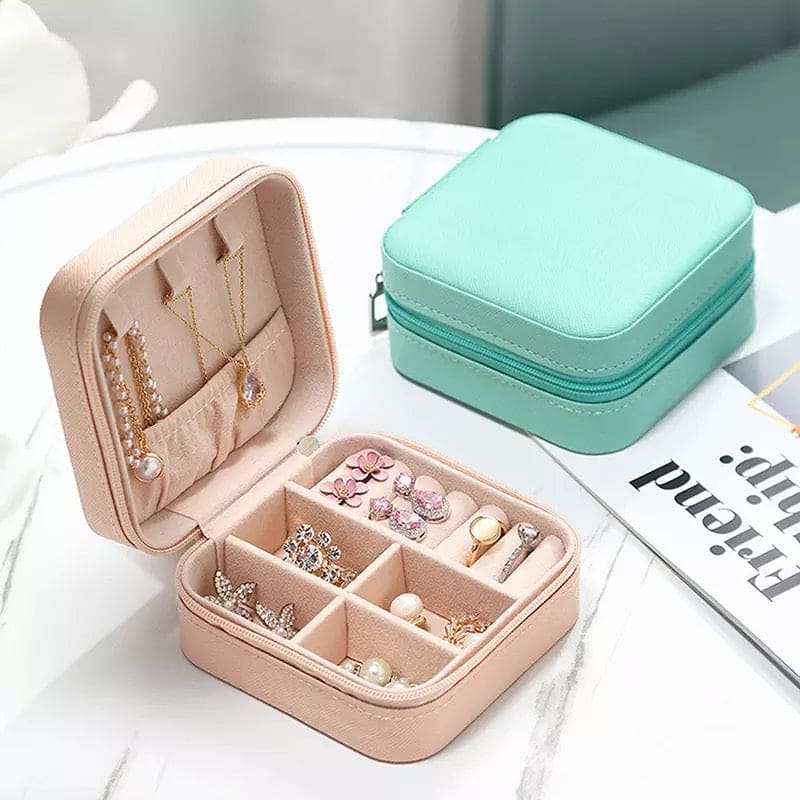 Mini Leather Square Jewellery Box – Portable Travel Organizer for Rings, Earrings & Necklaces